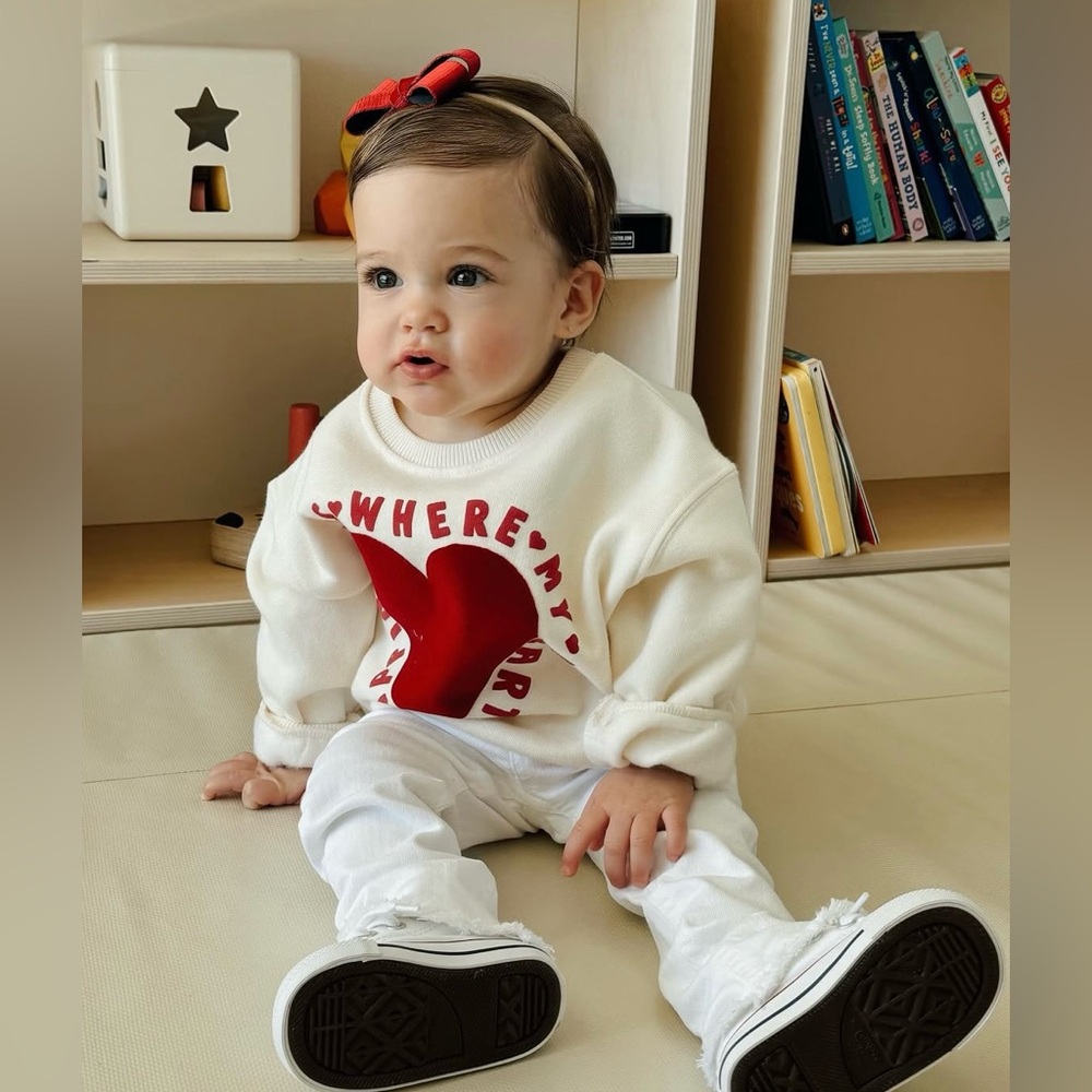 Zara heart sweartshirt